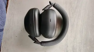 Auriculares inalámbricos Sony con cancelación de ruido - miniatura 2