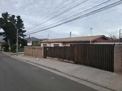Se Vende Hermosa Casa  esquina independiente con t - miniatura 1