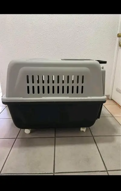 Transportadora de mascotas grande con ruedas - miniatura 2
