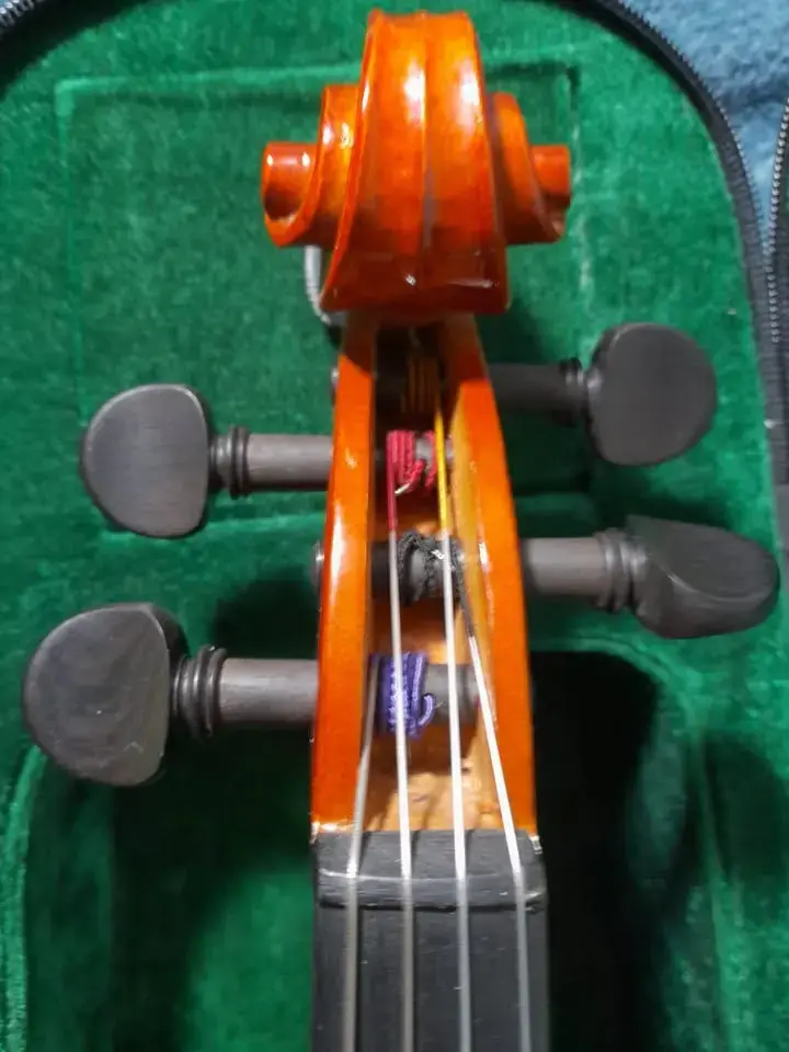 Viola 16" marca Cremona - 4