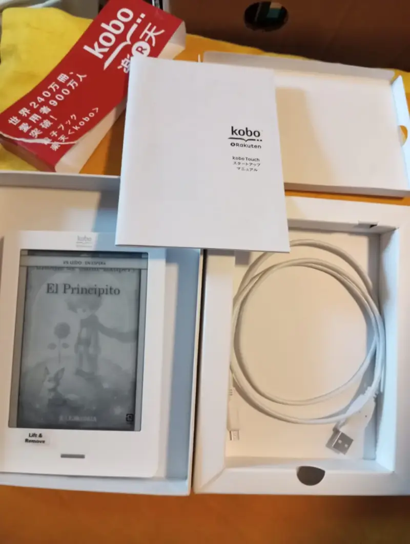 E-Reader Kobo Touch Blanco N905 - Como Nuevo En Ca - 2