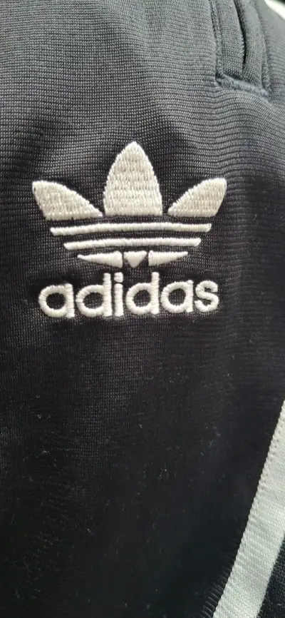 Pantalones deportivos Adidas negros con franjas - miniatura 3