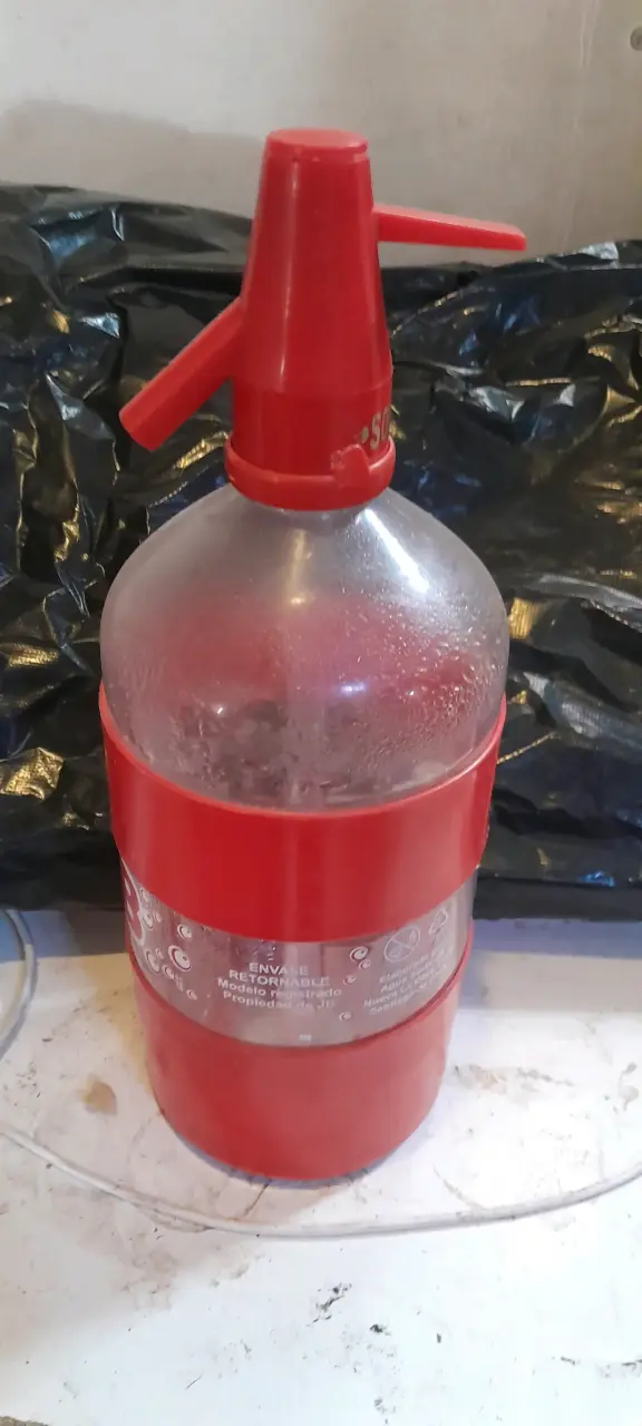 Sifón de Soda Rojo Retornable 1500 cc - 1