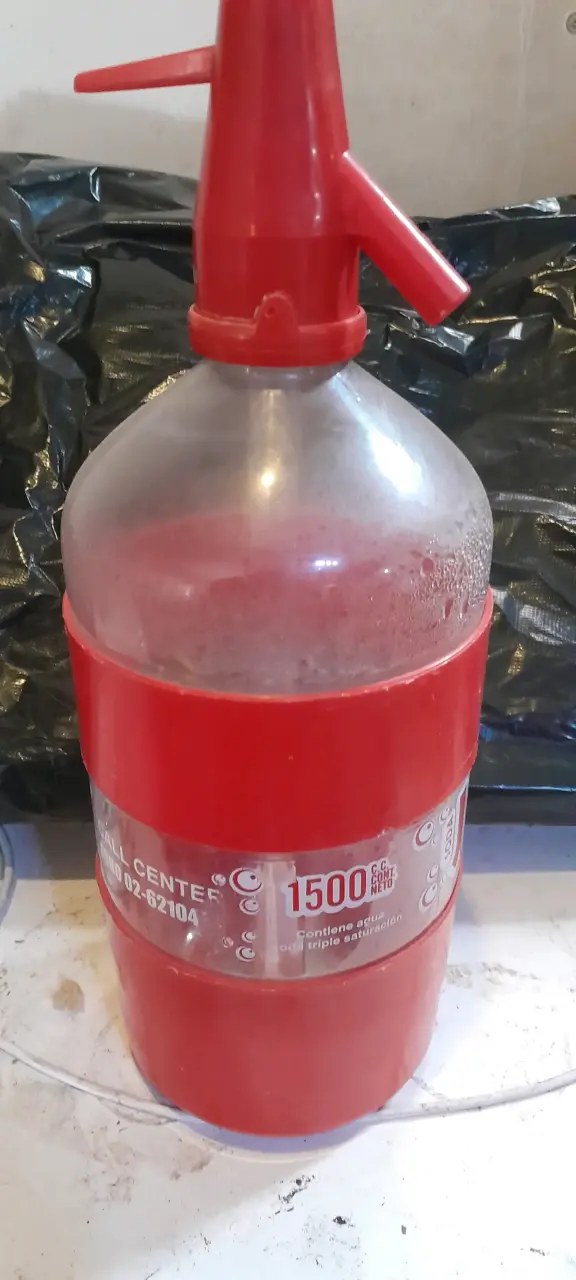 Sifón de Soda Rojo Retornable 1500 cc - 2