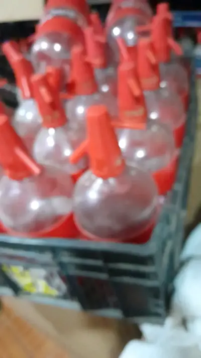Sifón de Soda Rojo Retornable 1500 cc - miniatura 4