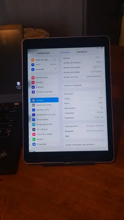 iPad Air 2 A1566 128GB con t3clsen muy buen estado - miniatura 1