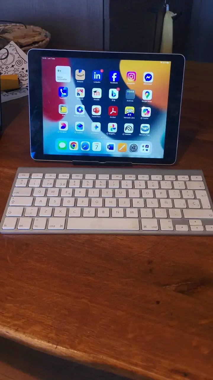 iPad Air 2 A1566 128GB con t3clsen muy buen estado - 4