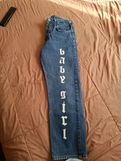 Jeans Highlands para mujer con diseño 'baby girl' - miniatura 3