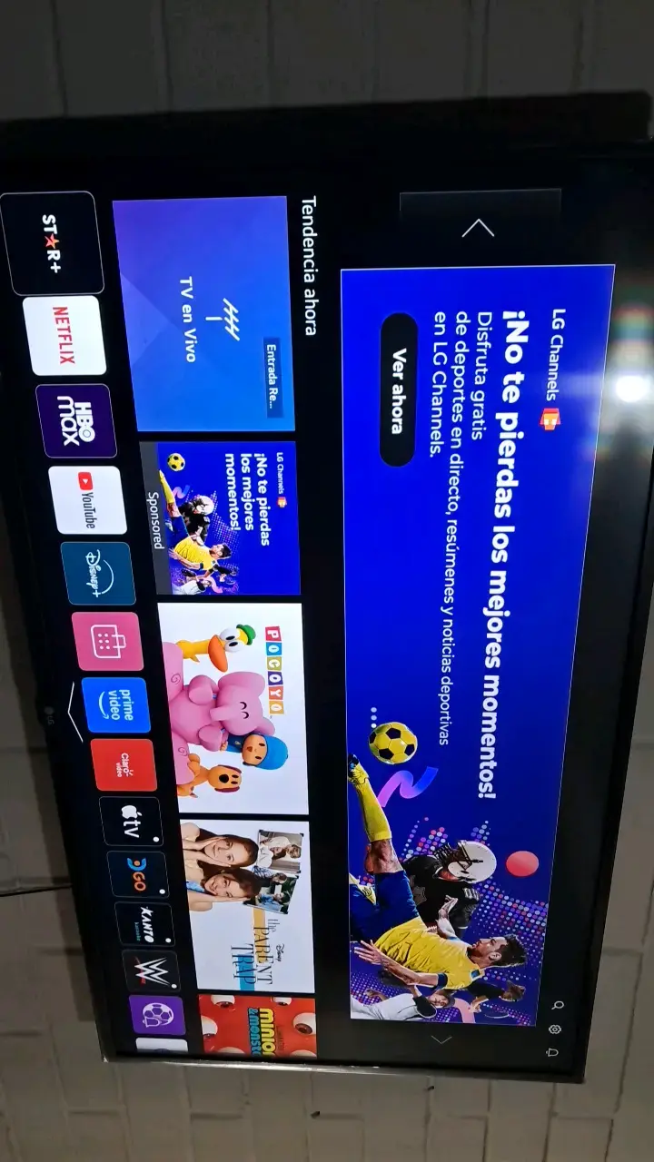 Smart TV LG con aplicaciones de streaming