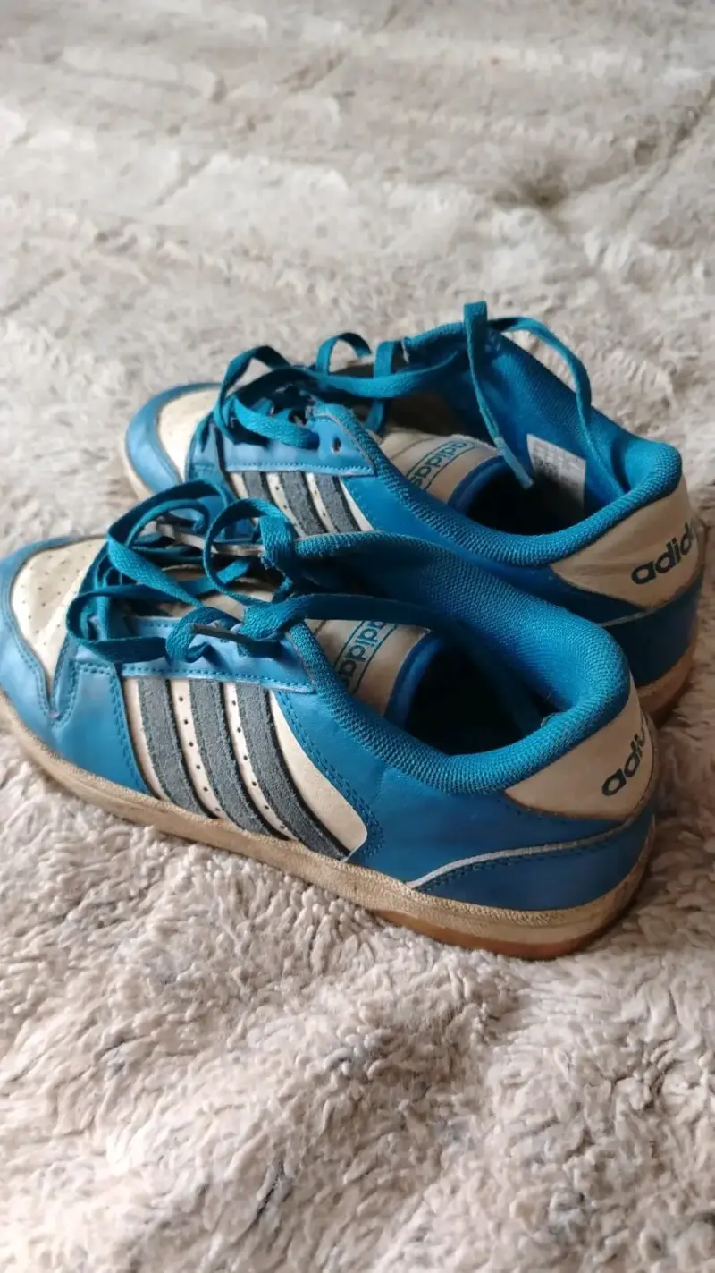 Zapatillas deportivas Adidas azules para niños