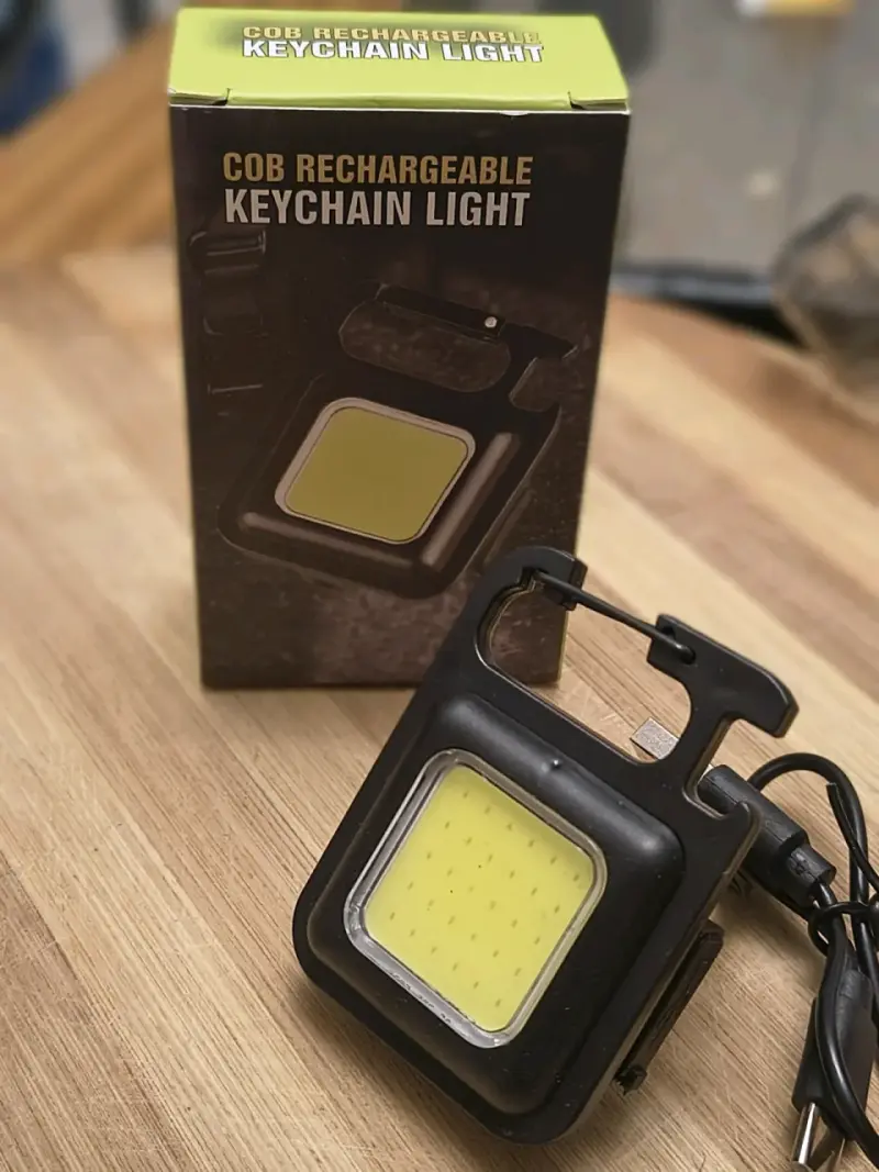 Luz de llavero recargable COB - 3