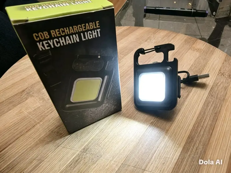 Luz de llavero recargable COB - 5