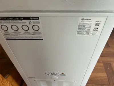 Congelador horizontal Mademsa M200D blanco - miniatura 2