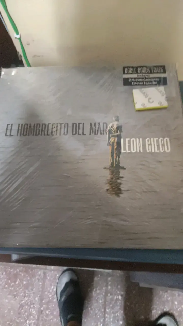 Vinilo El Hombrecito del Mar de León Gieco