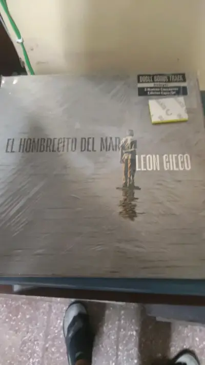 Vinilo El Hombrecito del Mar de León Gieco - miniatura 1