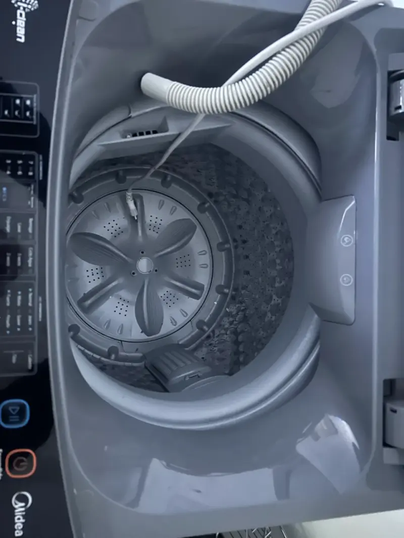 Lavadora automática Midea 9.5 kg gris - 2