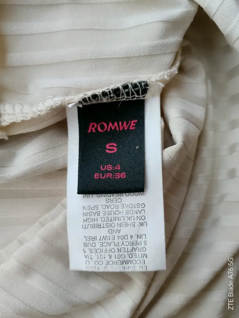Hermosa blusa con encaje coquette color crema - 3