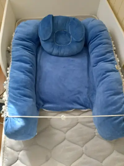 Nido colecho con cojín para bebé azul y gris - miniatura 2