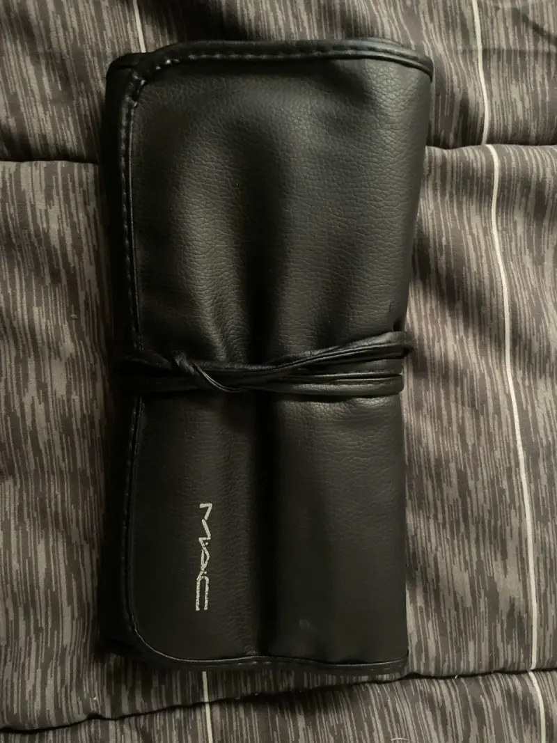 Set de brochas de maquillaje profesional MAC - 2