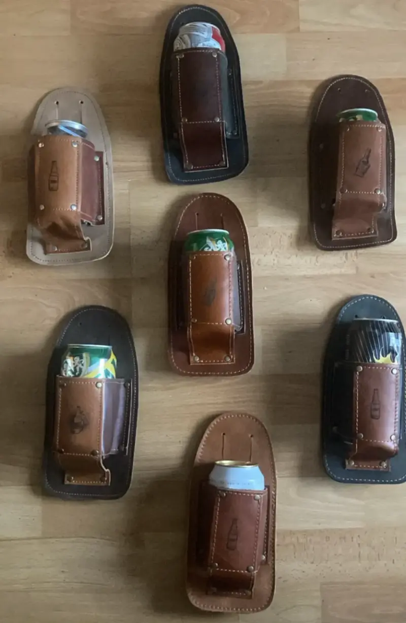 Porta latas de 100% cuero para cinturón