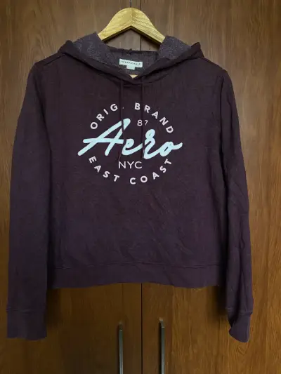 Polerón con capucha Aeropostale burdeos, talla M - miniatura 1