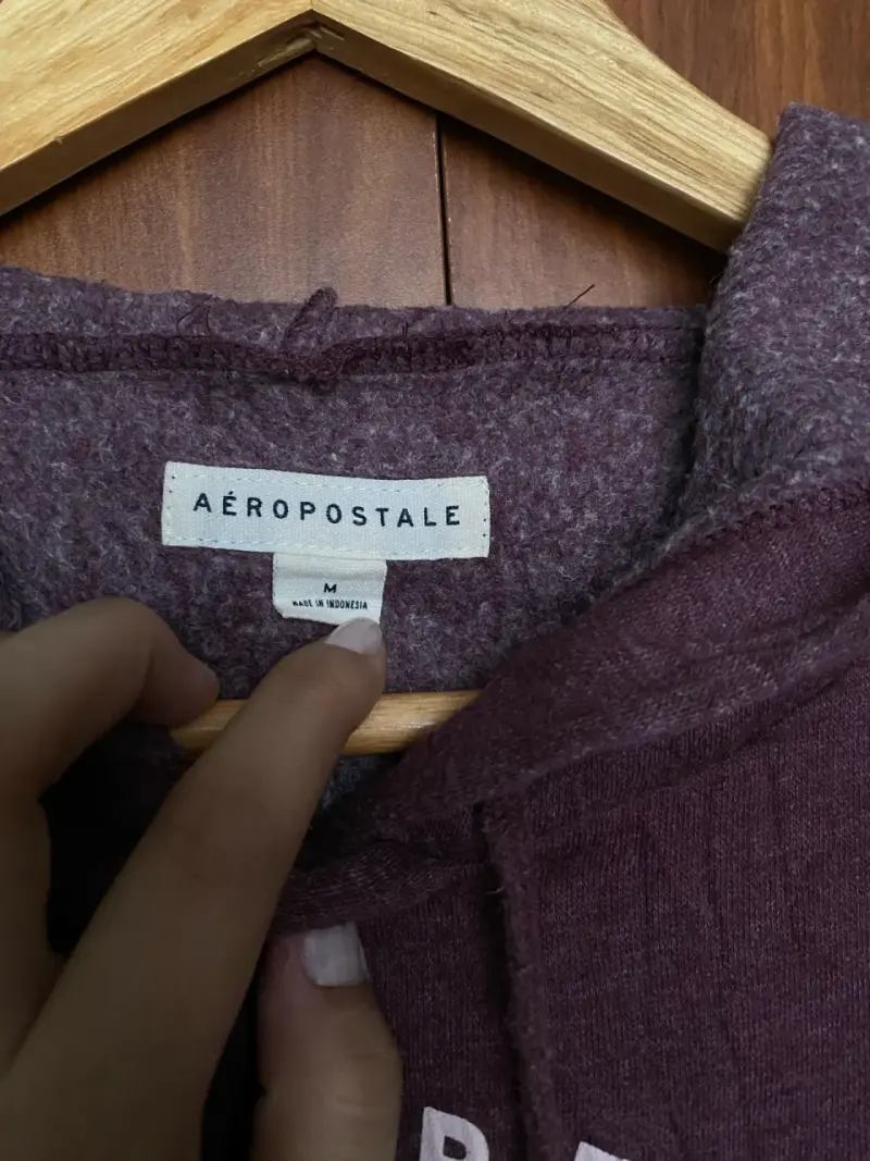 Polerón con capucha Aeropostale burdeos, talla M - 2
