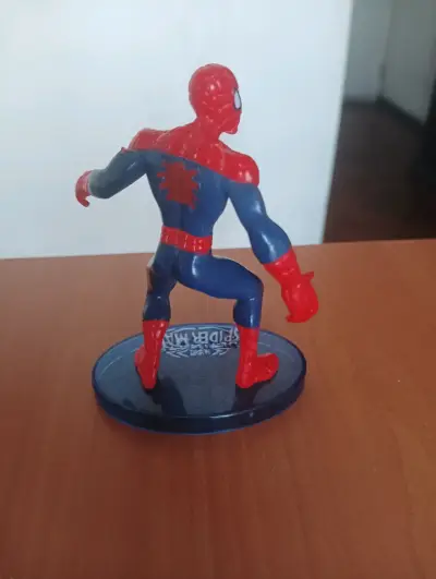 Figura de acción Spider-Man en base - miniatura 2