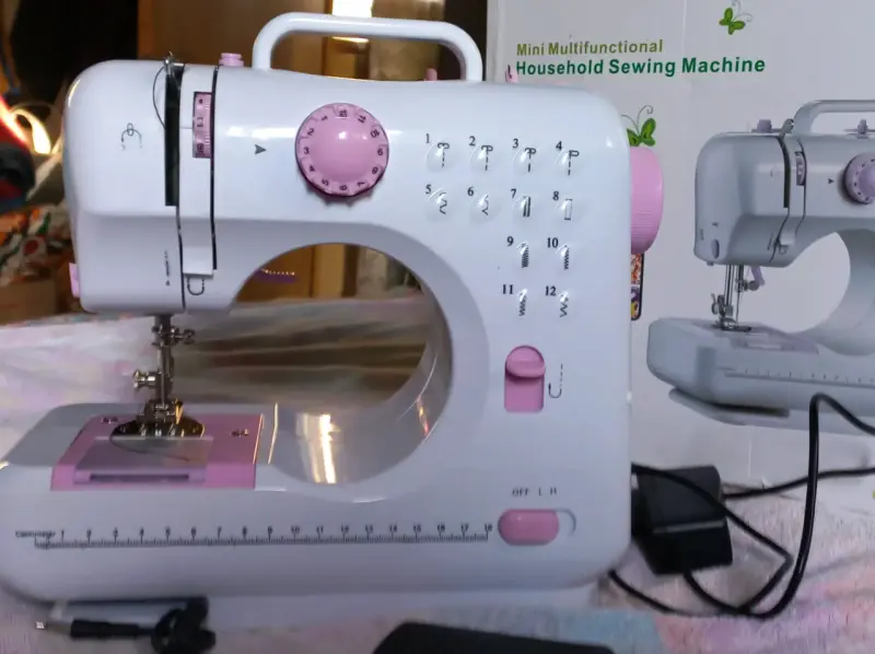 Máquina de Coser Multifuncional Mini SM-505 - 1