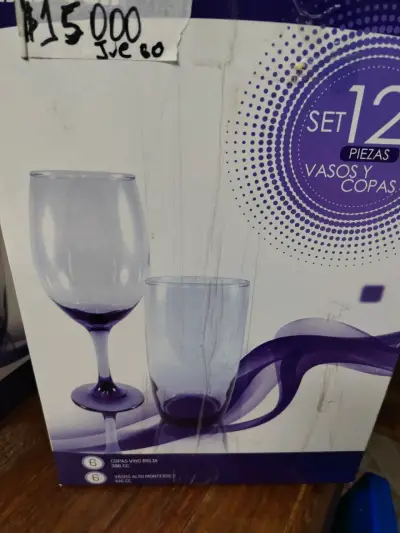 Set de 12 Vasos y Copas de Vidrio Azul - miniatura 1