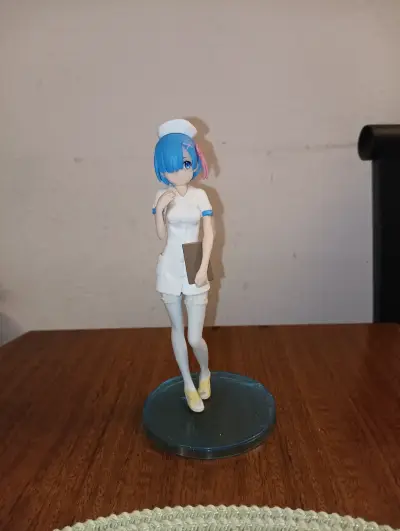 Figura de colección de personaje anime - miniatura 1