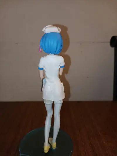 Figura de colección de personaje anime - miniatura 3