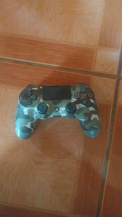 Consola PS4 con control y juegos incluidos - miniatura 2