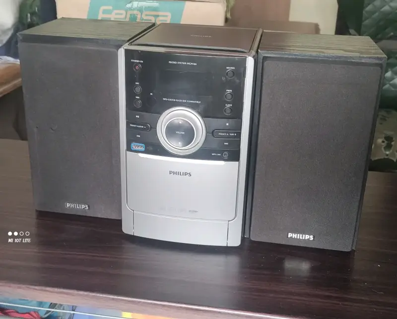 Microcadena Philips MCM166 con altavoces - 2