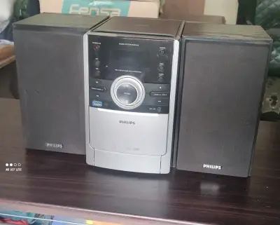 Microcadena Philips MCM166 con altavoces - miniatura 2
