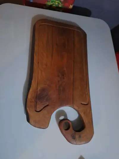 Tabla de cortar de madera rústica - miniatura 1