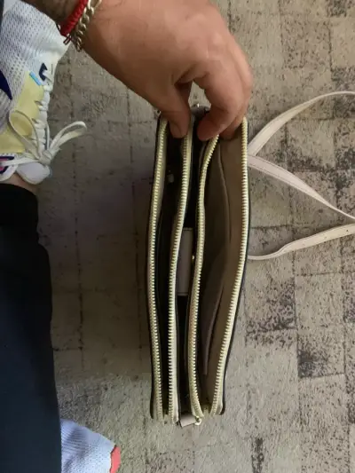 Cartera cruzada Nine West beige elegante - miniatura 3