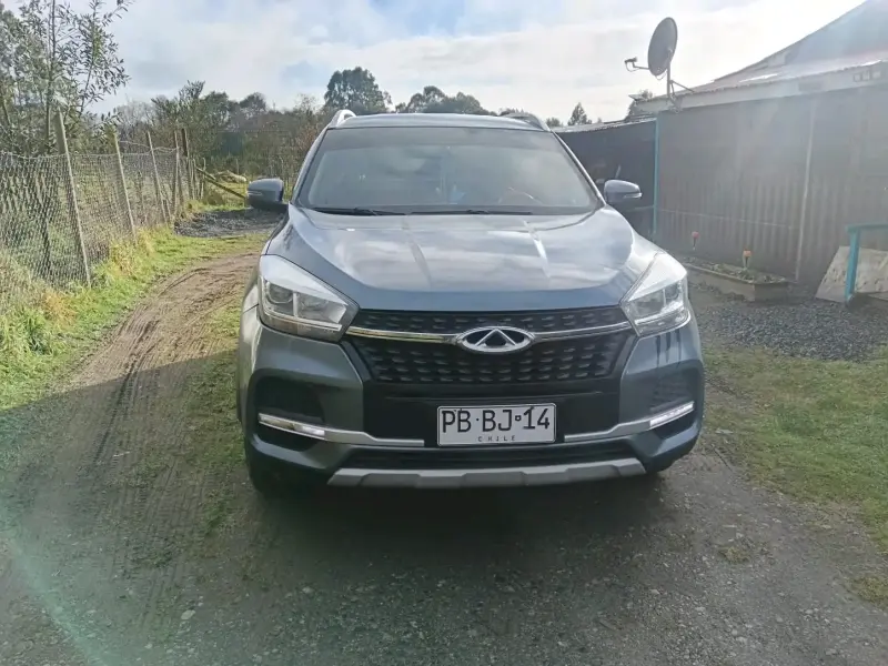 SUV Chery Tiggo 2 en buen estado - 1