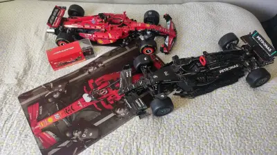 Modelos de autos de Fórmula 1 Ferrari y Mercedes - miniatura 3