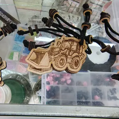 Decoraciones de madera con diseño artístico - miniatura 4