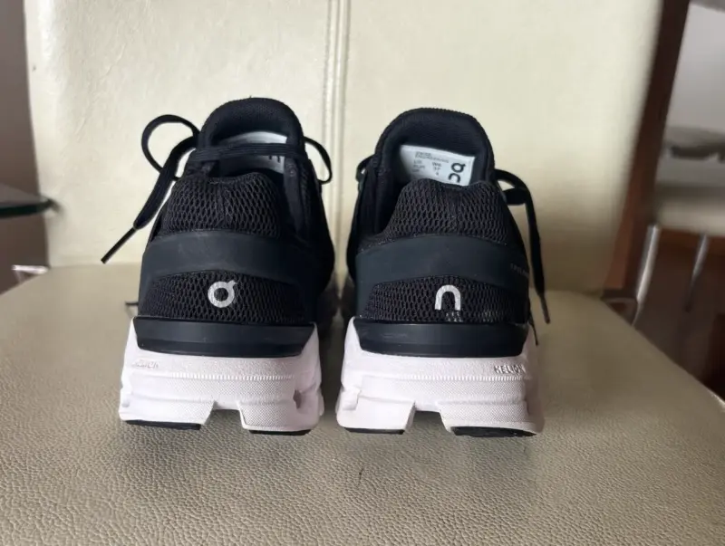 Zapatillas deportivas marca On - 2
