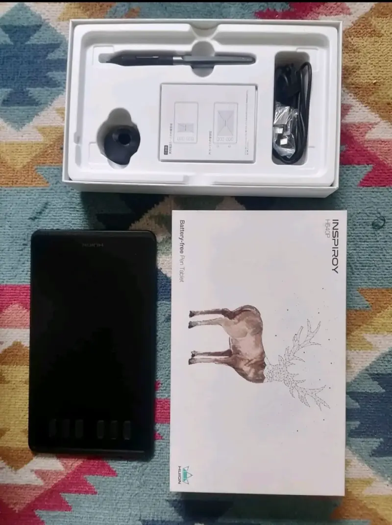 Tableta gráfica Huion Inspiroy H640P con lápiz