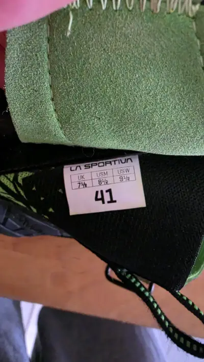 Zapatillas de Escalada La Sportiva Verdes Talla 41 - miniatura 1