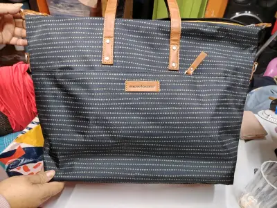 Bolso de viaje Newlooxs con diseño moderno - miniatura 2