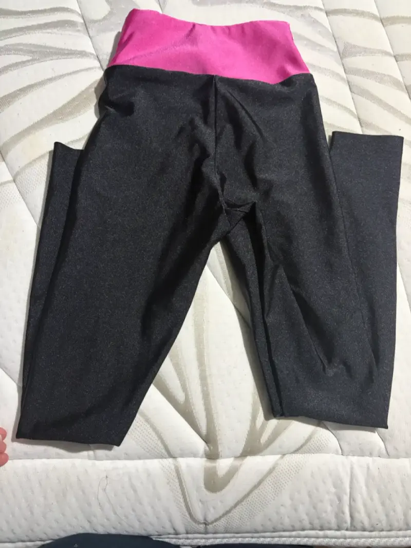 Leggings deportivos Adidas negros y rosados - 3