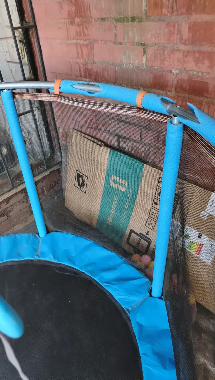 Trampolín infantil con red de seguridad azul - 4