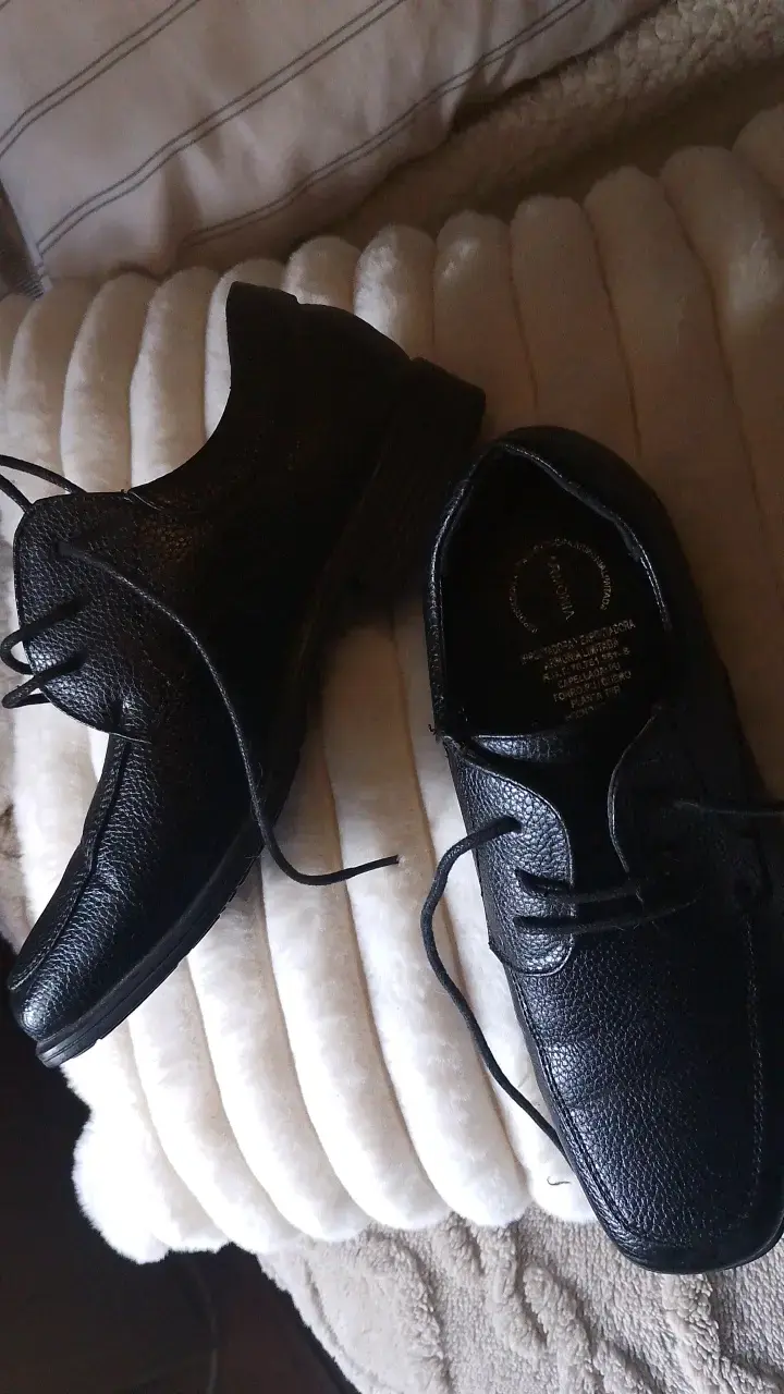 Zapatos de cuero negro para hombre número 35 - 1