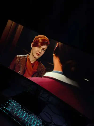 Monitor curvo 34” 180hz 3560x1440p - miniatura 4