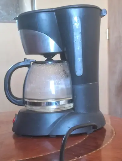 Cafetera eléctrica Thomas con jarra de vidrio - miniatura 2