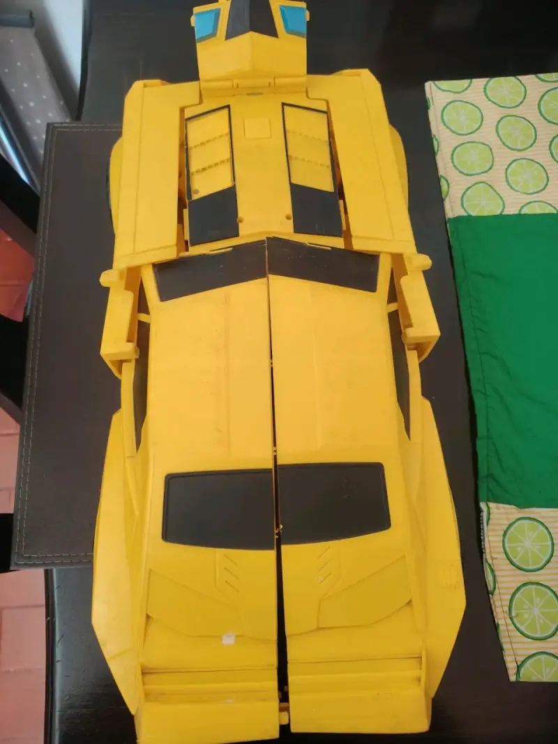Figura de acción Transformer Bumblebee amarillo - 3