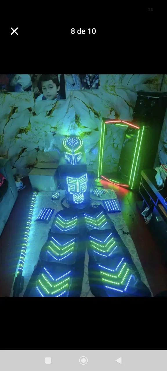 Traje LED luminoso para eventos y fiestas - 4